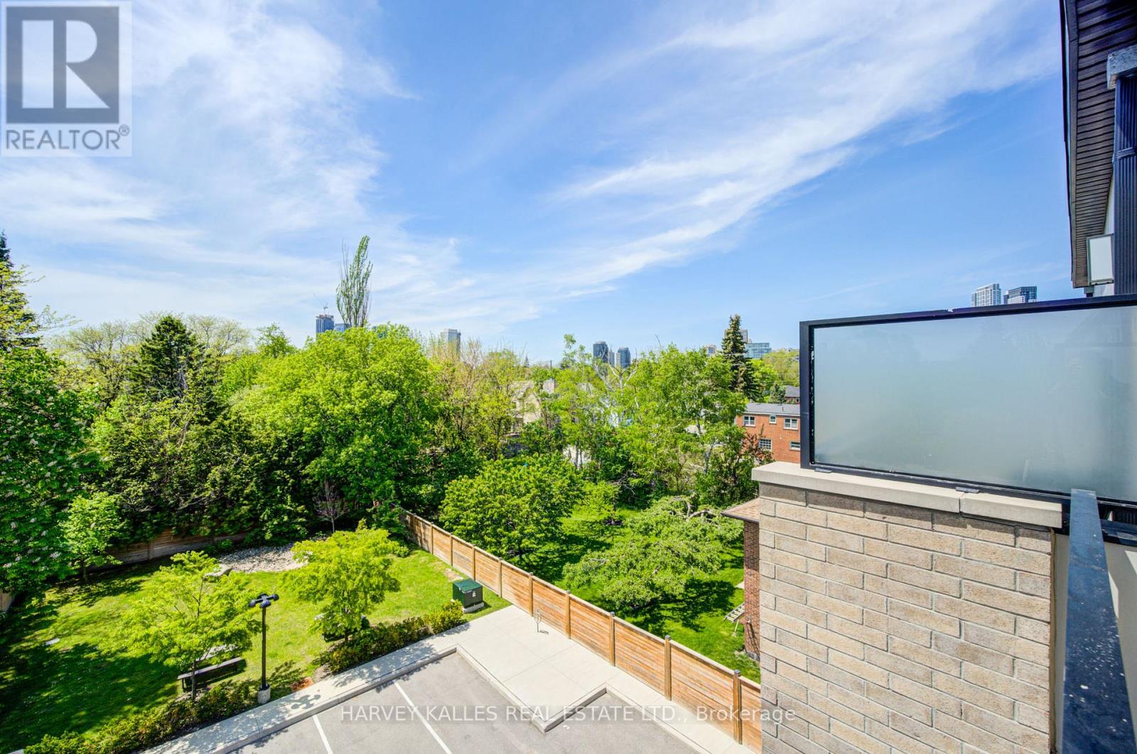 1130a Islington Avenue, Toronto, Ontario  M8Z 0G6 - Photo 39 - W13735524