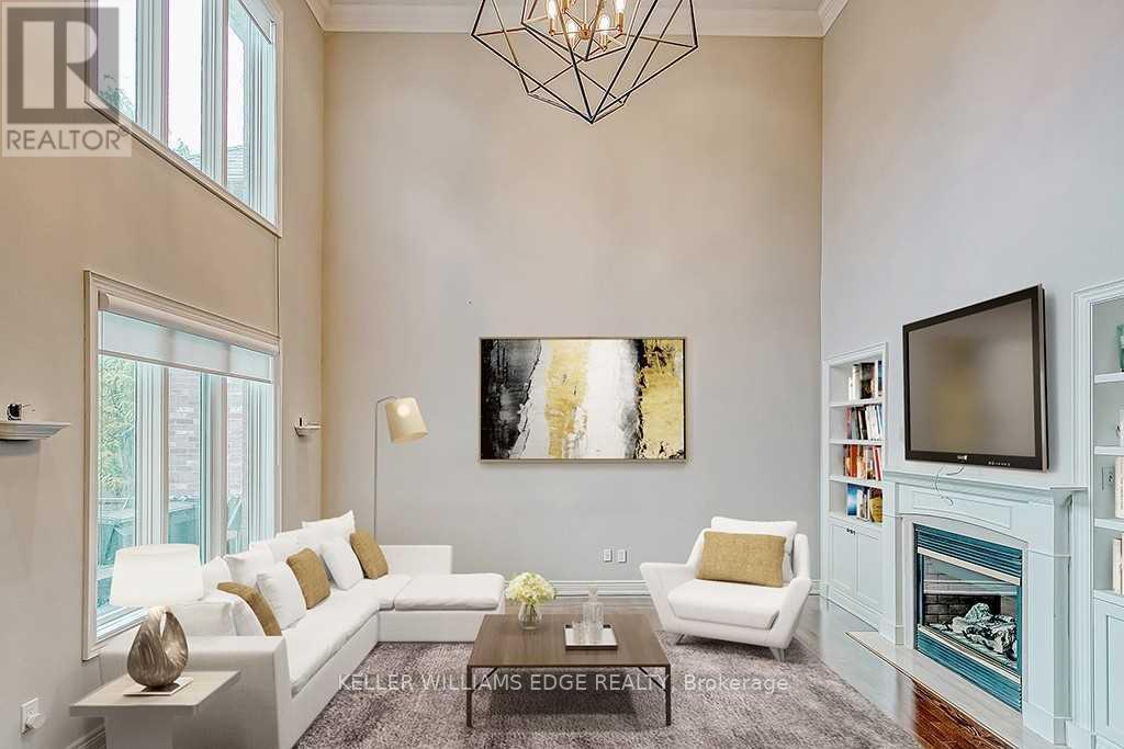 2384 Rock Point Drive, Oakville, Ontario  L6H 7V3 - Photo 10 - W13735560