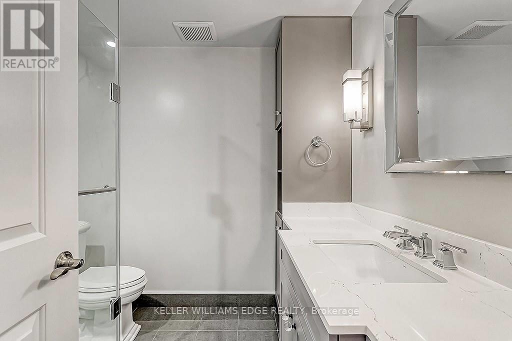2384 Rock Point Drive, Oakville, Ontario  L6H 7V3 - Photo 30 - W13735560