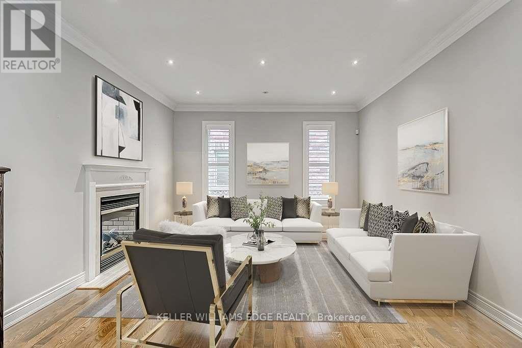 2384 Rock Point Drive, Oakville, Ontario  L6H 7V3 - Photo 4 - W13735560