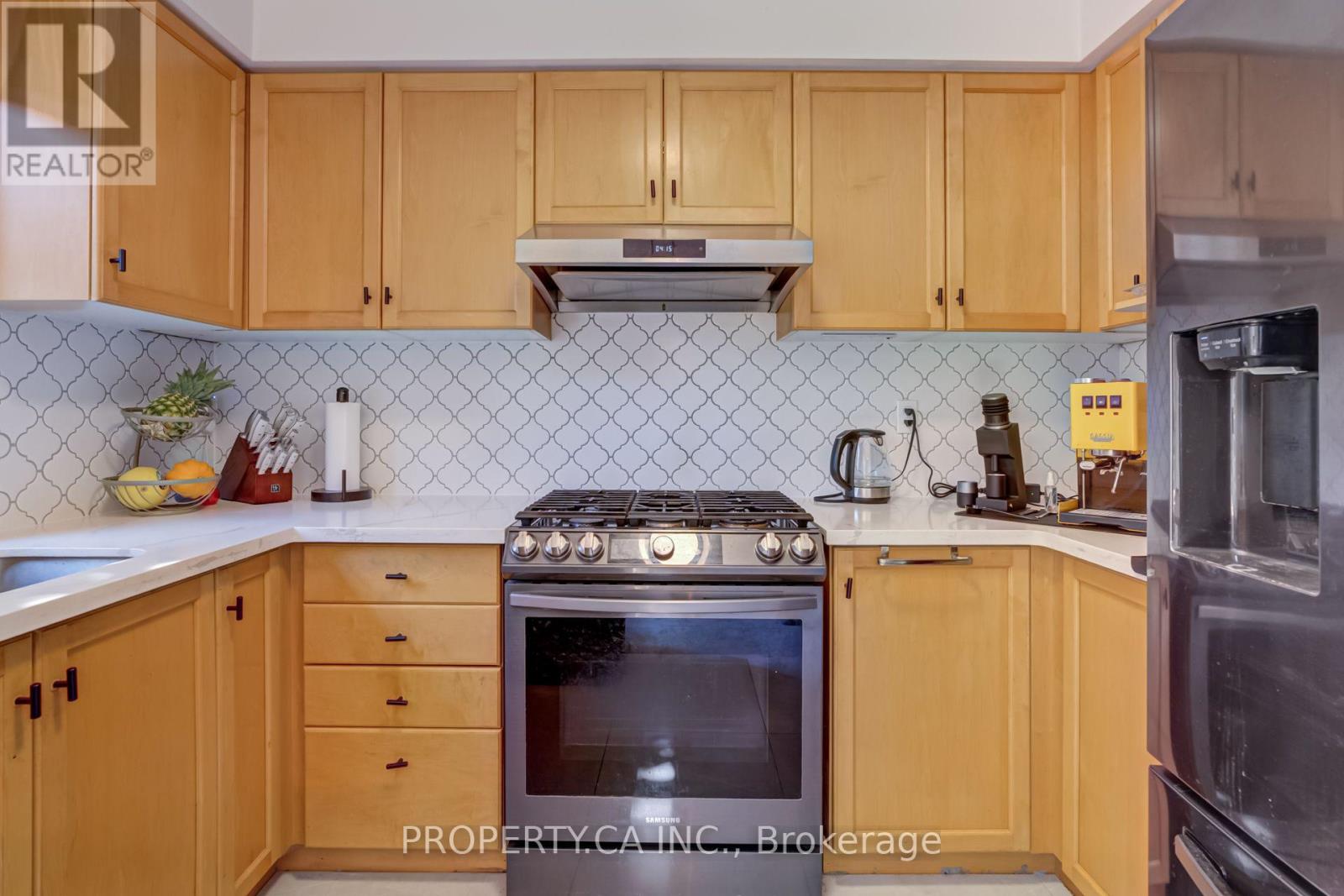 1 - 8 Skeens Lane, Toronto, Ontario  M8W 4Z5 - Photo 13 - W13735566