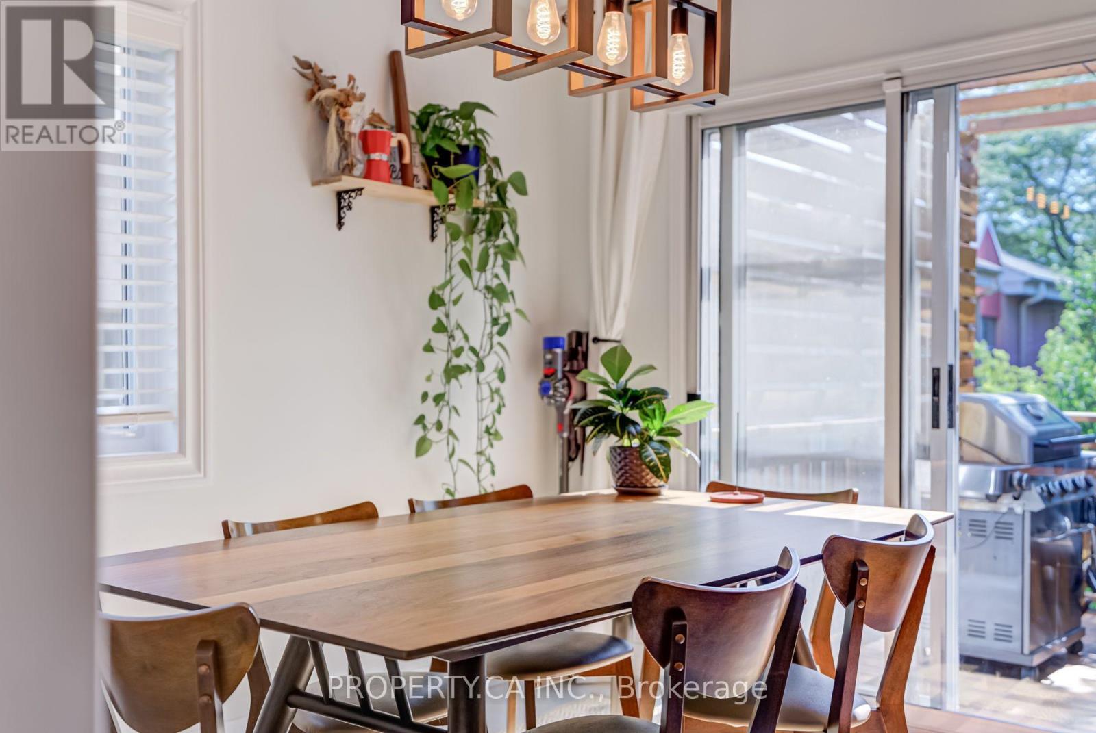 1 - 8 Skeens Lane, Toronto, Ontario  M8W 4Z5 - Photo 17 - W13735566