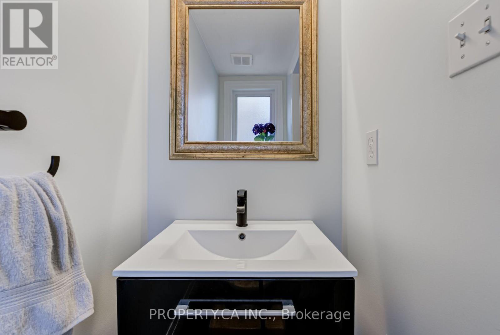 1 - 8 Skeens Lane, Toronto, Ontario  M8W 4Z5 - Photo 19 - W13735566