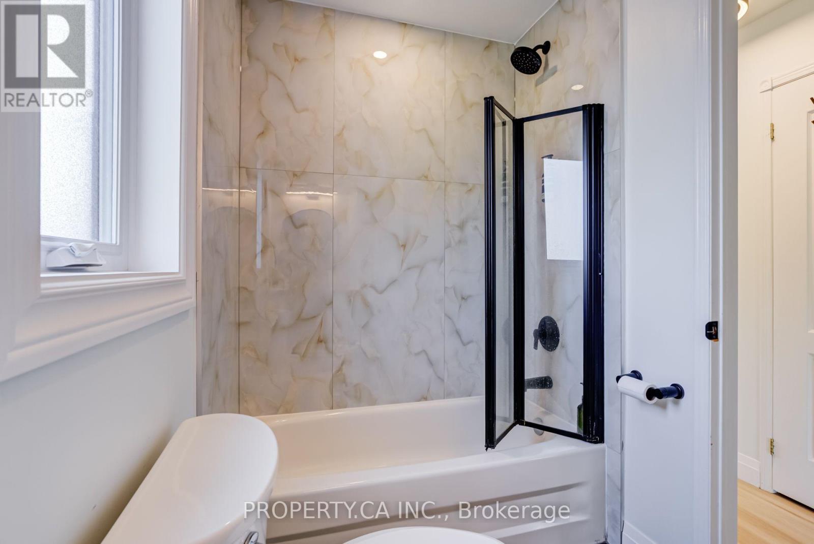 1 - 8 Skeens Lane, Toronto, Ontario  M8W 4Z5 - Photo 34 - W13735566