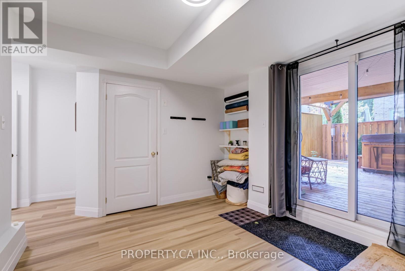 1 - 8 Skeens Lane, Toronto, Ontario  M8W 4Z5 - Photo 39 - W13735566