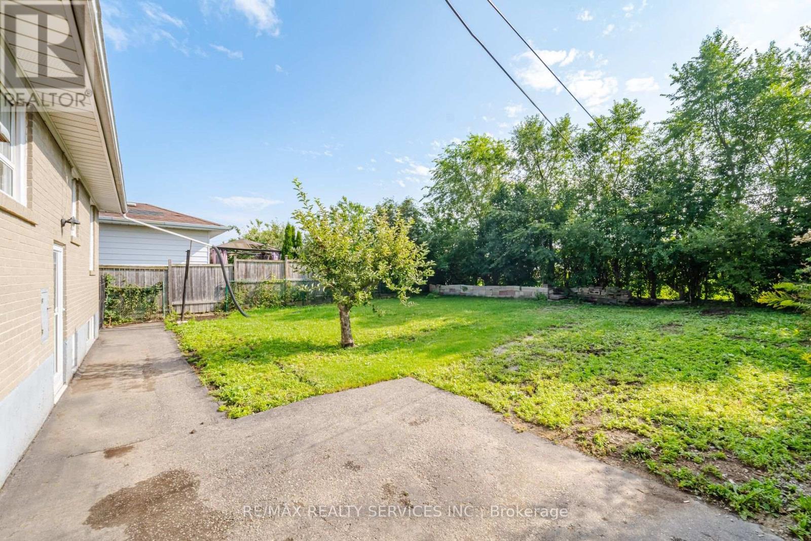 27 Edgemont Drive, Brampton, Ontario  L6V 1K9 - Photo 44 - W13735580