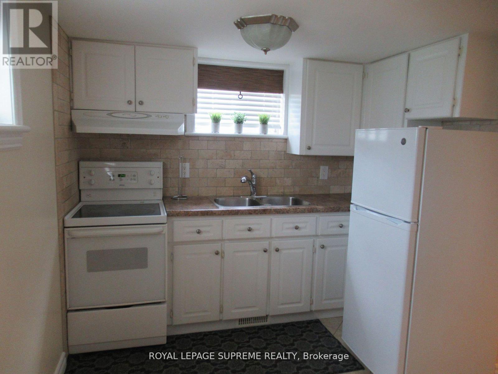 Bsmt - 44 Winston Park Boulevard, Toronto, Ontario  M3K 1B9 - Photo 10 - W13735688