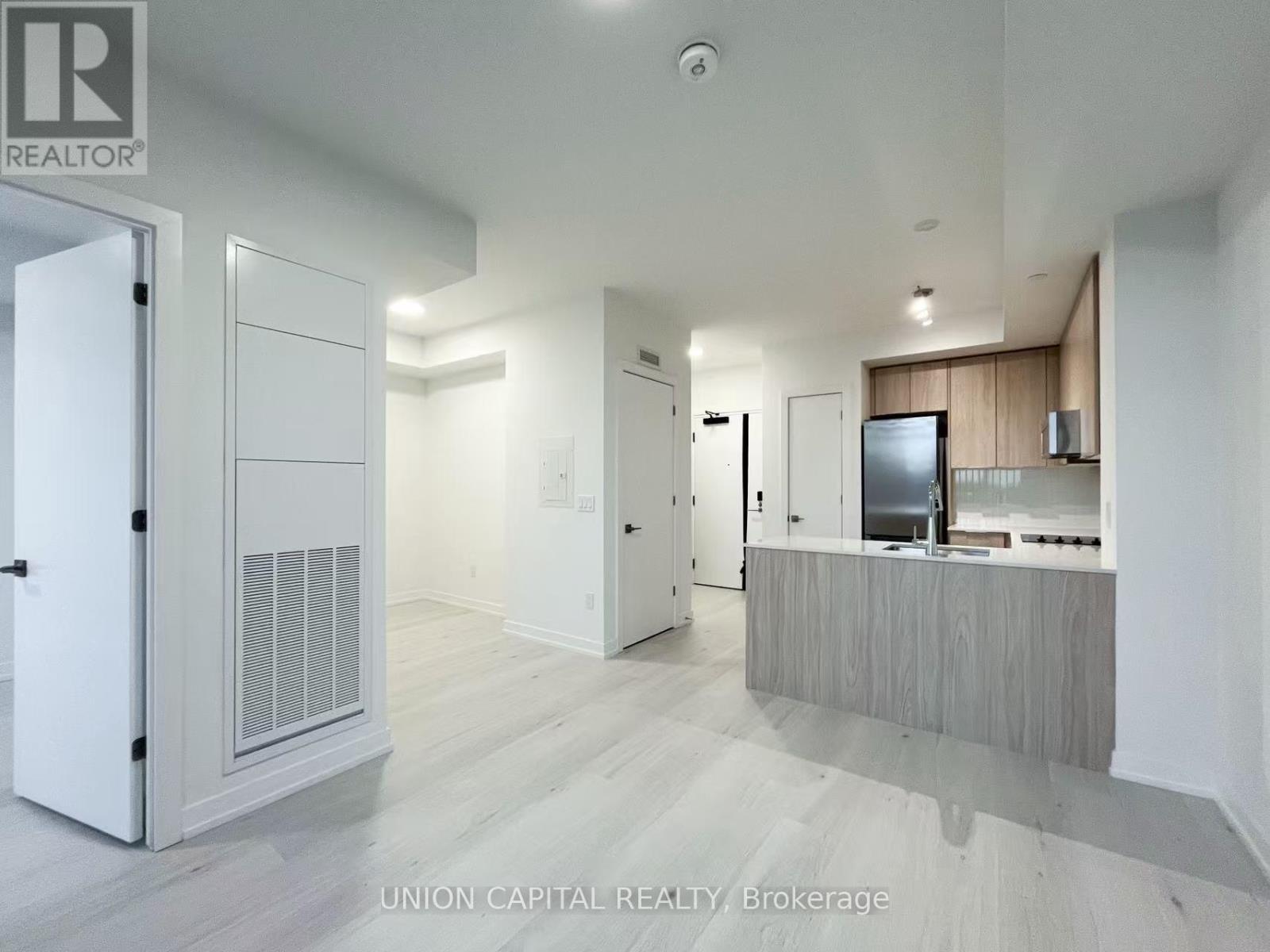 219 - 2501 Saw Whet Boulevard, Oakville, Ontario  L6M 5N2 - Photo 6 - W13735706