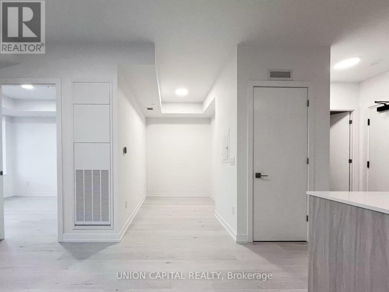 219 - 2501 Saw Whet Boulevard, Oakville, Ontario  L6M 5N2 - Photo 8 - W13735706