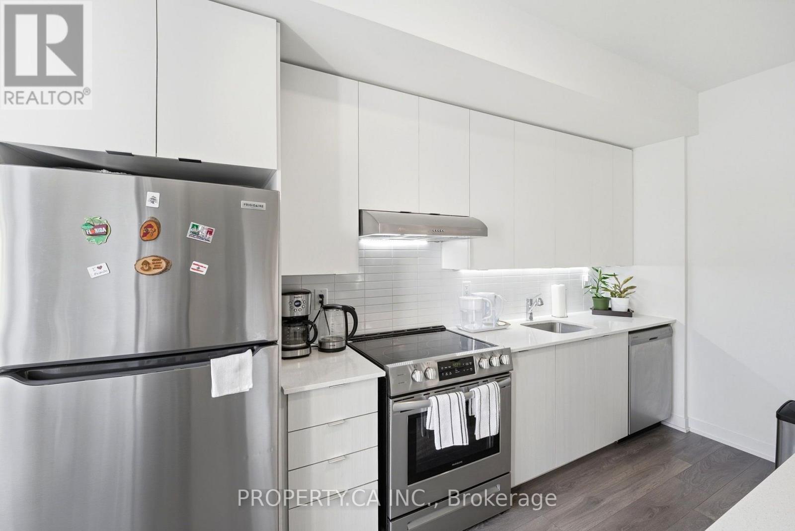 309 - 120 Canon Jackson Drive, Toronto, Ontario  M6M 0B7 - Photo 19 - W13735740