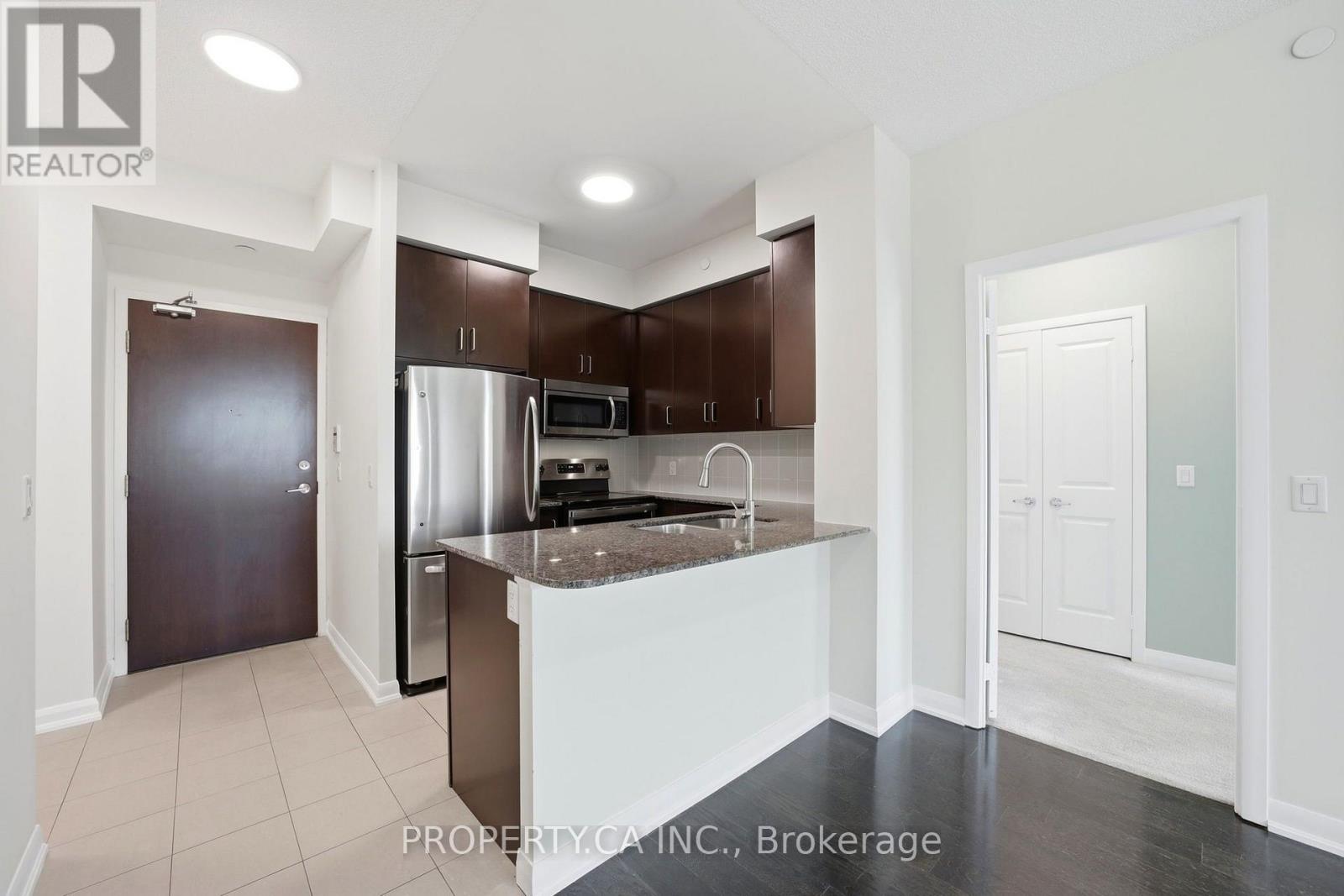 403 - 215 Sherway Gardens Road, Toronto, Ontario  M9C 0A4 - Photo 10 - W13735748
