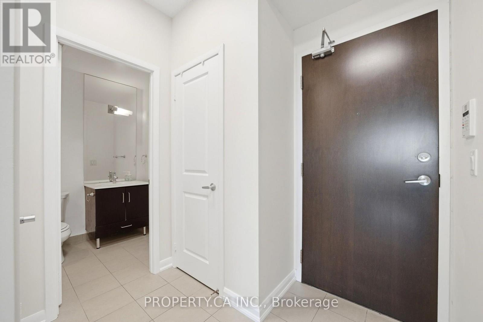 403 - 215 Sherway Gardens Road, Toronto, Ontario  M9C 0A4 - Photo 5 - W13735748
