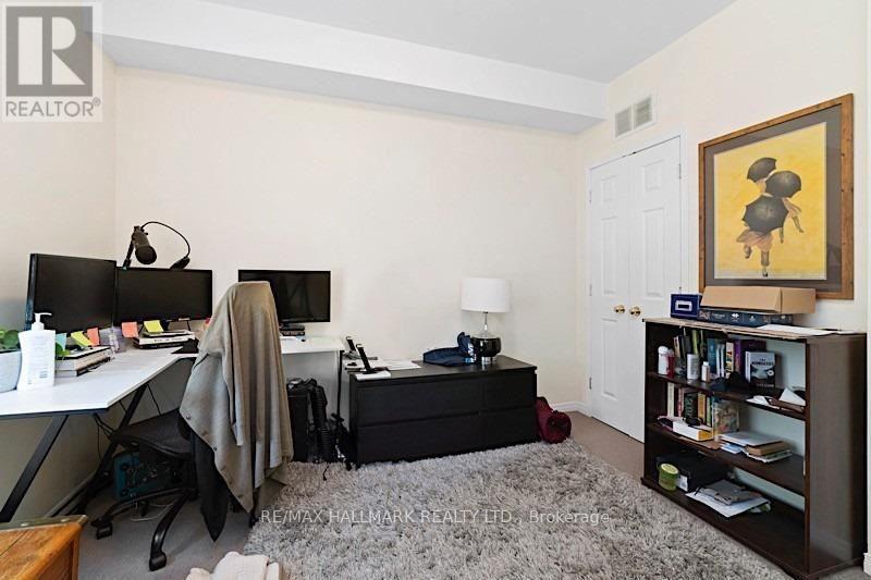 Main - 228 Pacific Avenue, Toronto, Ontario  M6P 2P5 - Photo 8 - W13735756