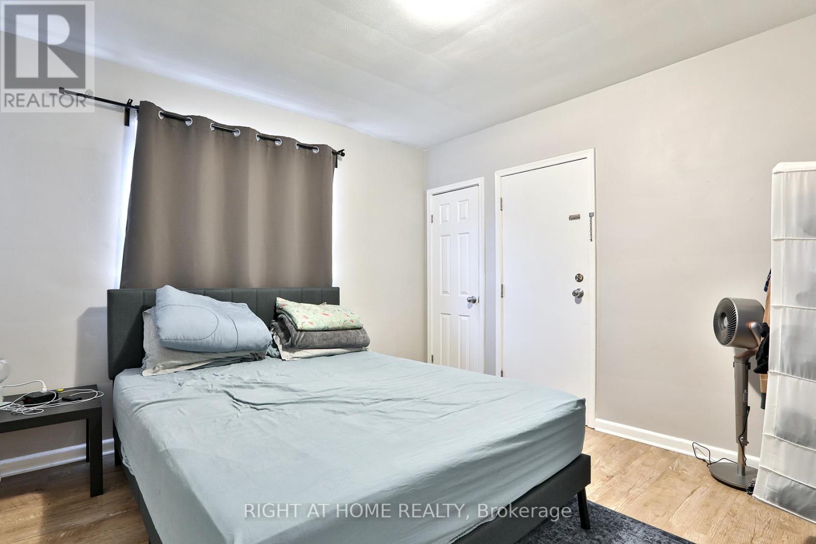 35 Fifteenth Street, Toronto, Ontario  M8V 3J3 - Photo 12 - W13735788