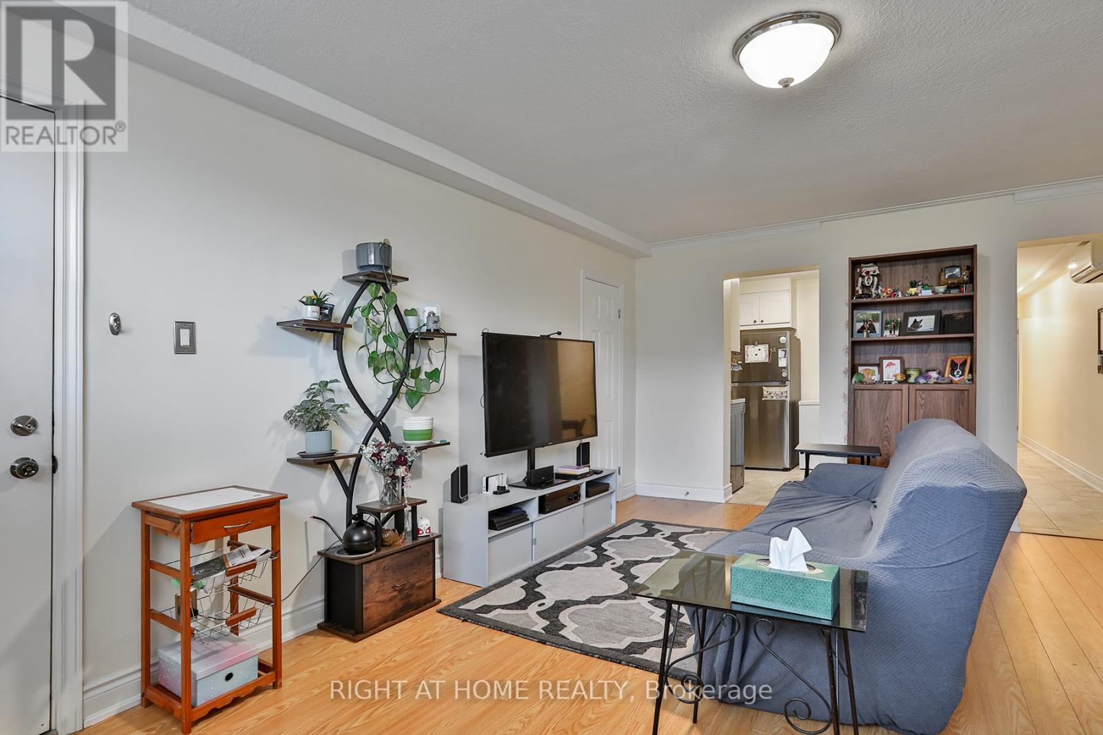 35 Fifteenth Street, Toronto, Ontario  M8V 3J3 - Photo 17 - W13735788