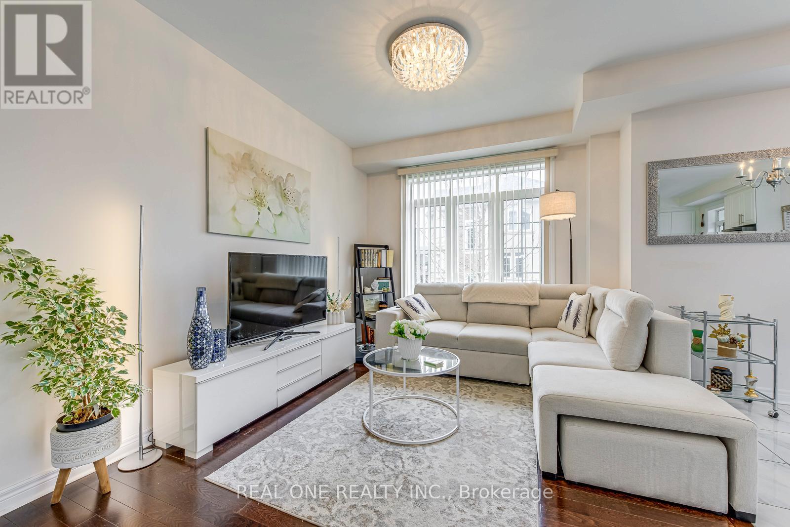 3310 Erasmum Street, Oakville, Ontario  L6M 1S3 - Photo 17 - W13735794