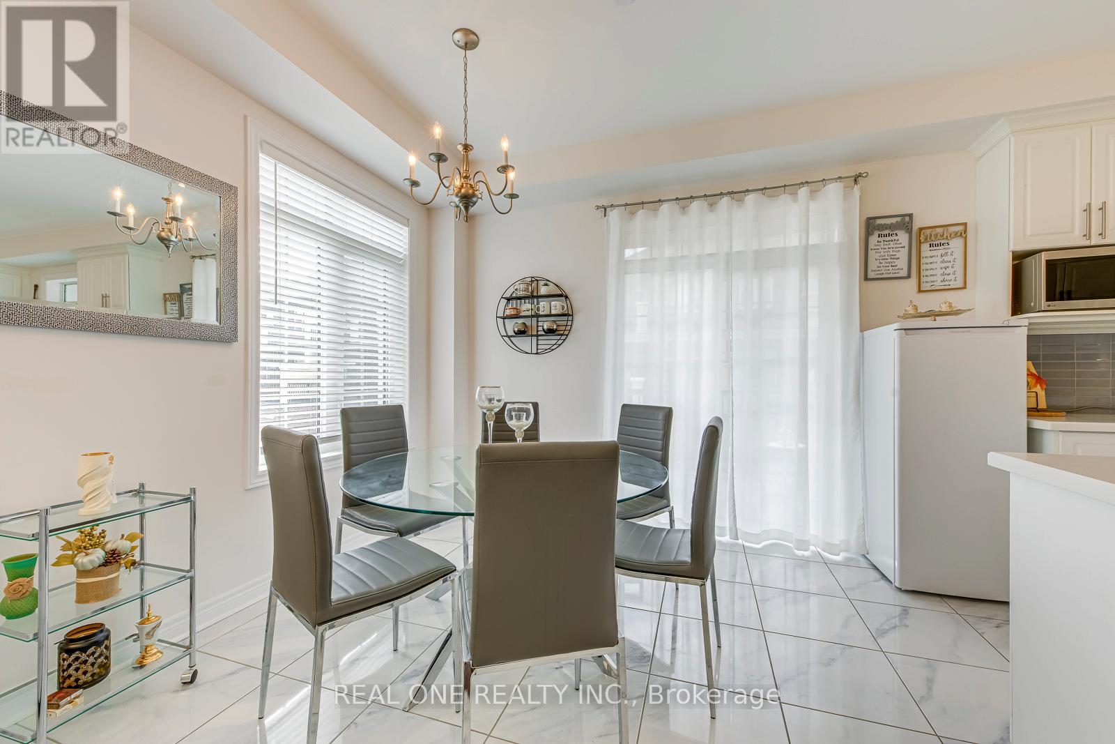 3310 Erasmum Street, Oakville, Ontario  L6M 1S3 - Photo 18 - W13735794