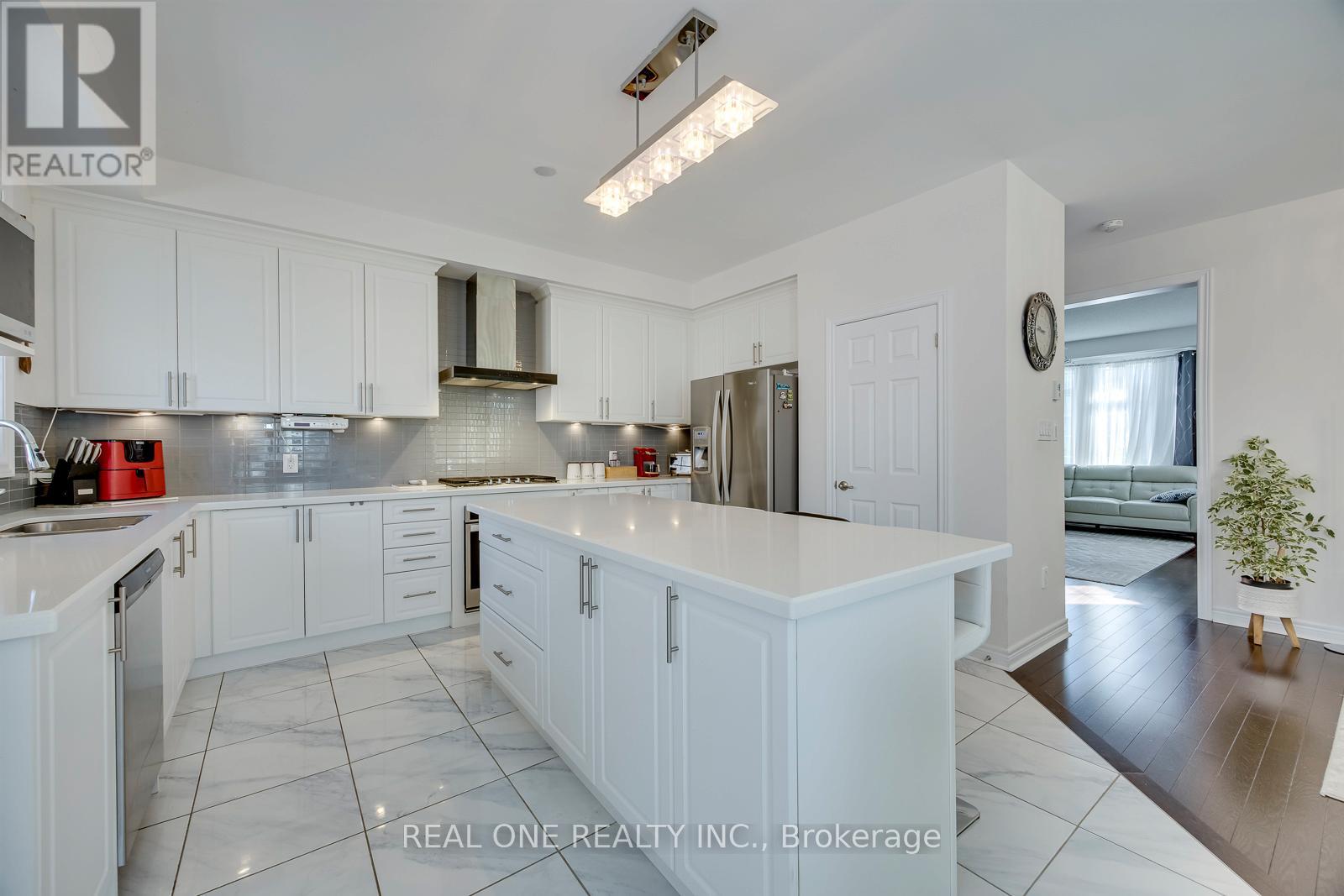 3310 Erasmum Street, Oakville, Ontario  L6M 1S3 - Photo 23 - W13735794
