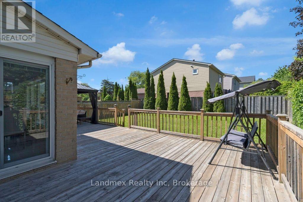 6636 Edenwood Drive, Mississauga, Ontario  L5N 3J9 - Photo 7 - W13735800