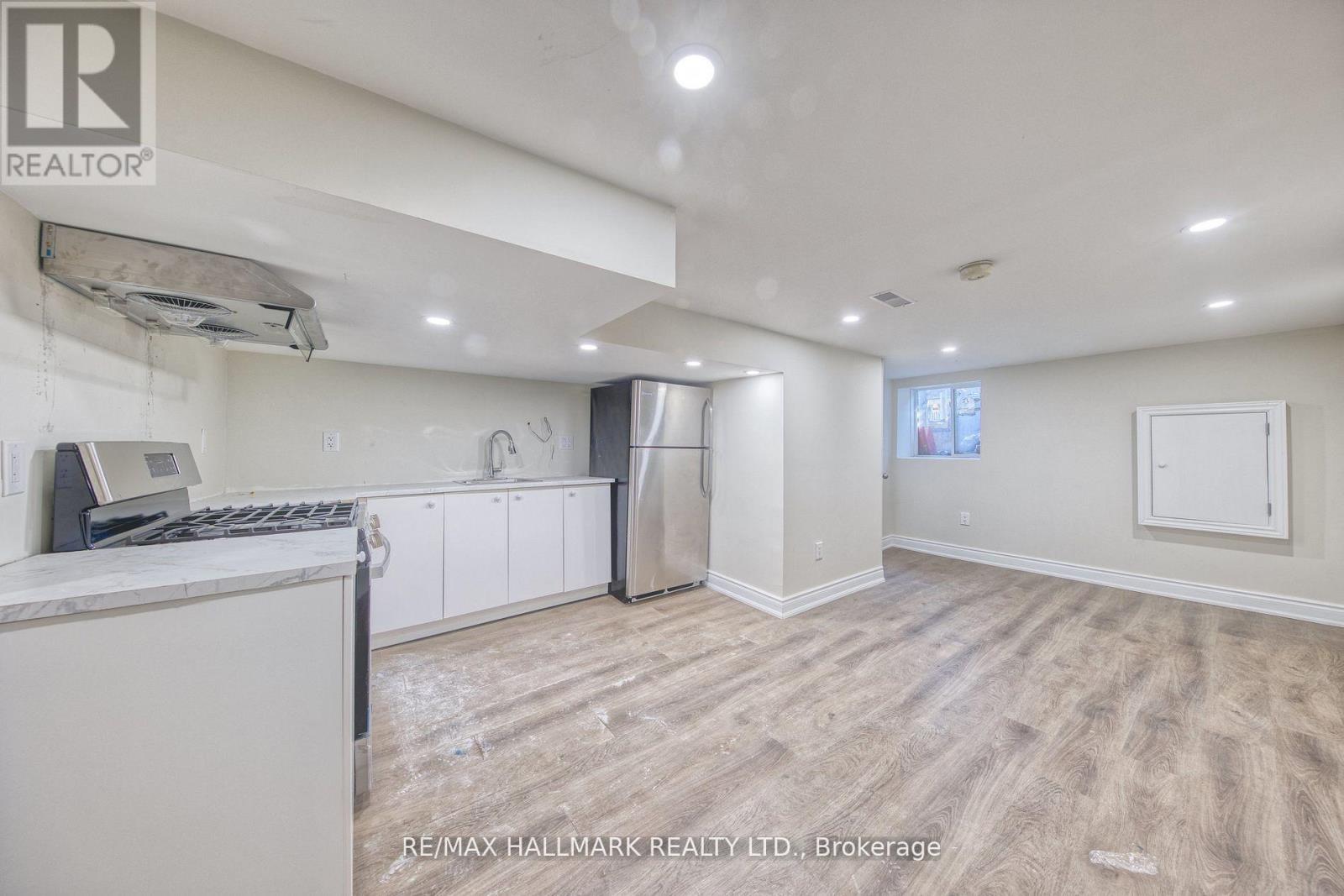 Bsmt - 46 Springhurst Avenue, Toronto, Ontario  M6K 1B6 - Photo 2 - W13735832