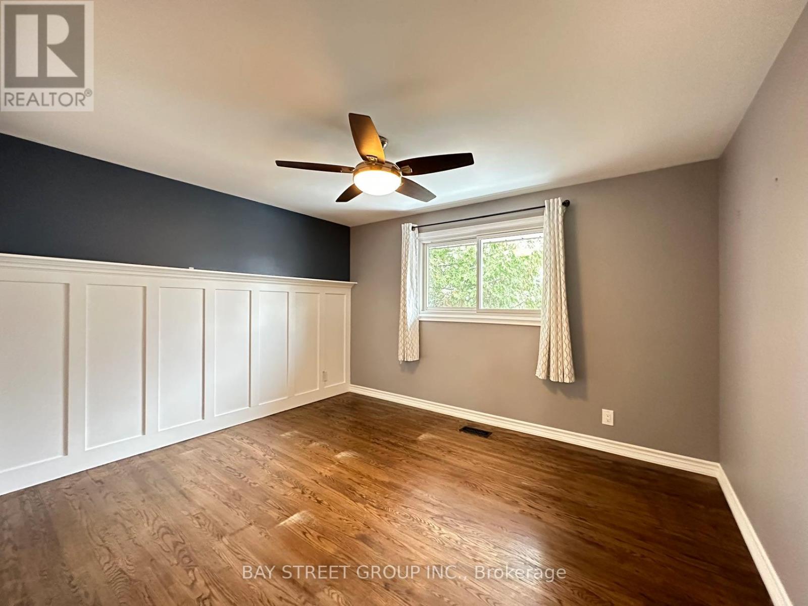 49 Howland Drive, Kitchener, Ontario N2E 1G4 - Photo 10 - X13735500