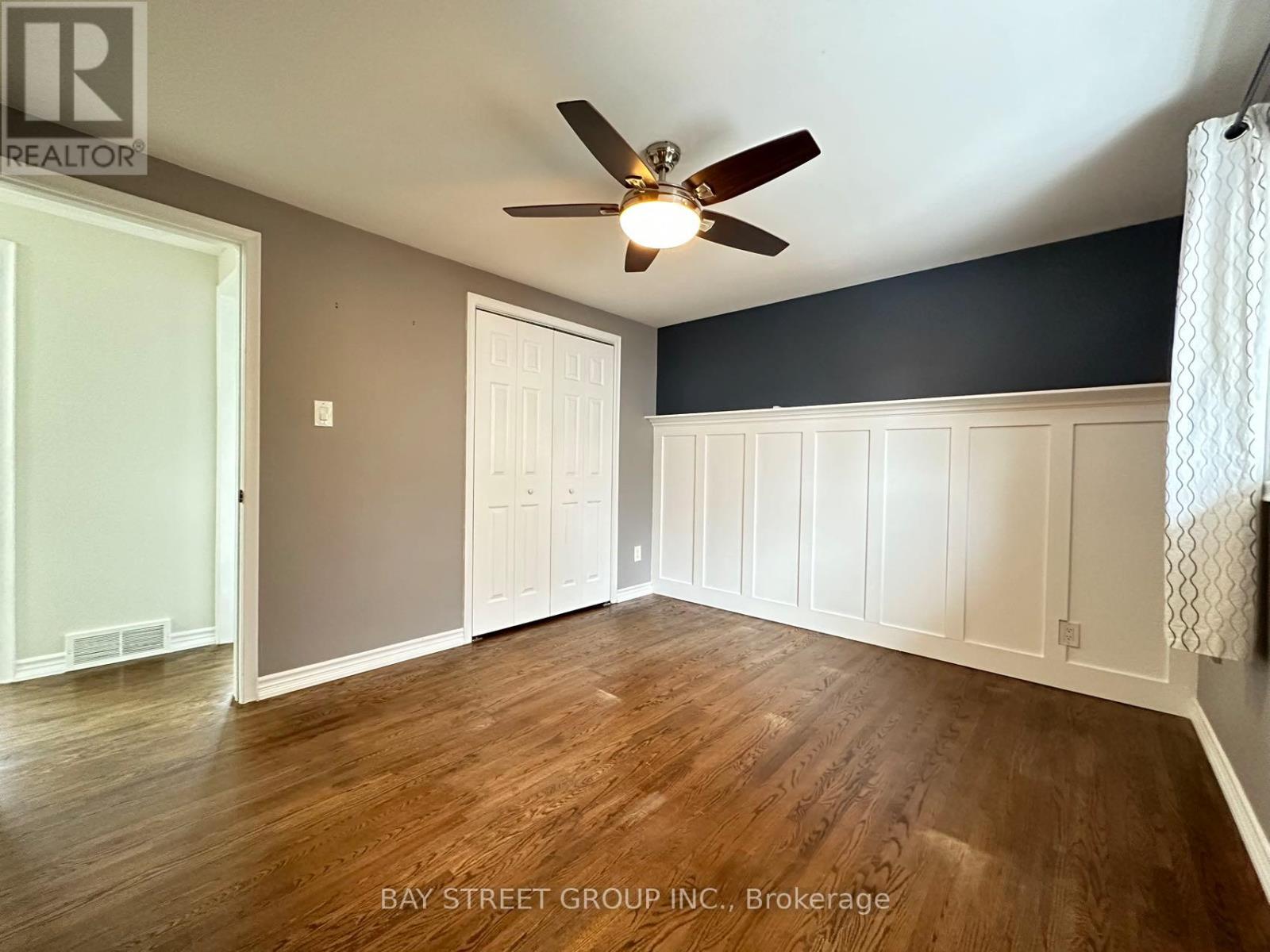 49 Howland Drive, Kitchener, Ontario N2E 1G4 - Photo 11 - X13735500