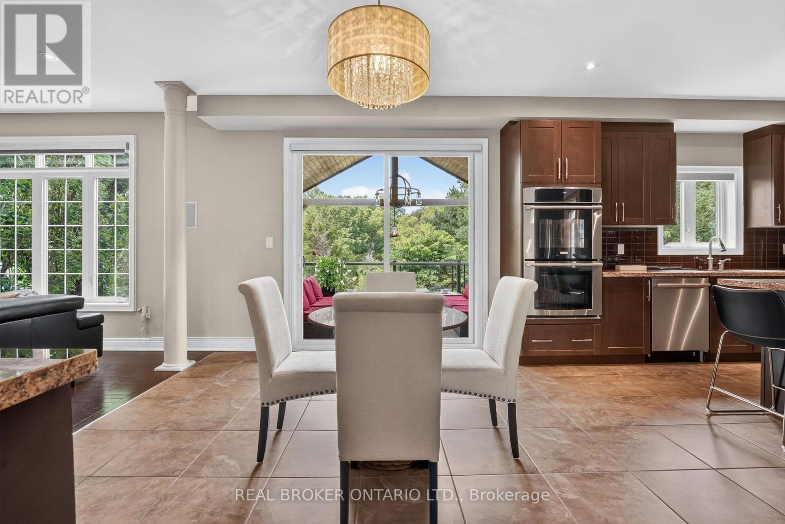 483 Valridge Drive, Hamilton, Ontario  L9G 0B2 - Photo 15 - X13735584