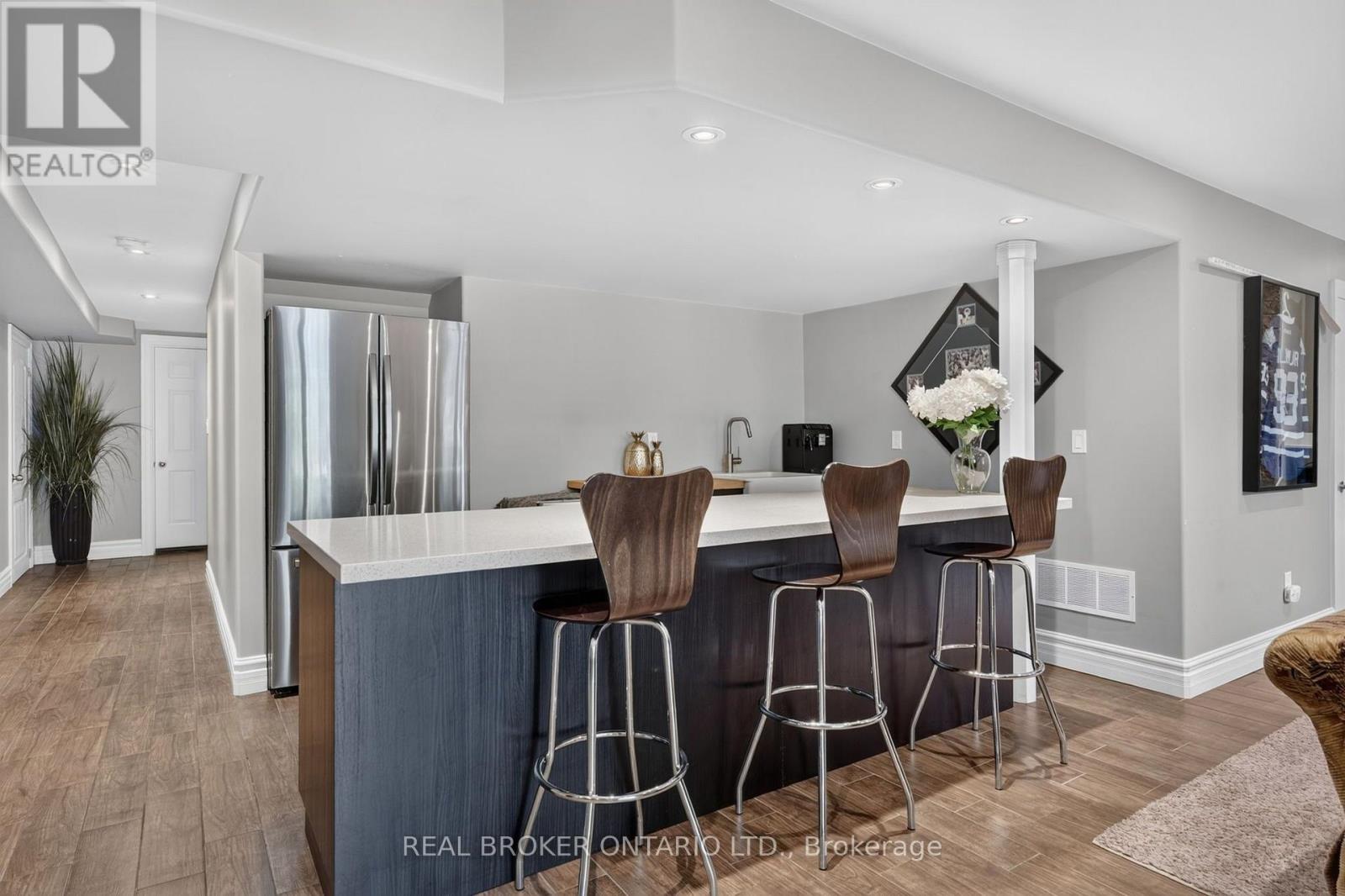 483 Valridge Drive, Hamilton, Ontario  L9G 0B2 - Photo 37 - X13735584