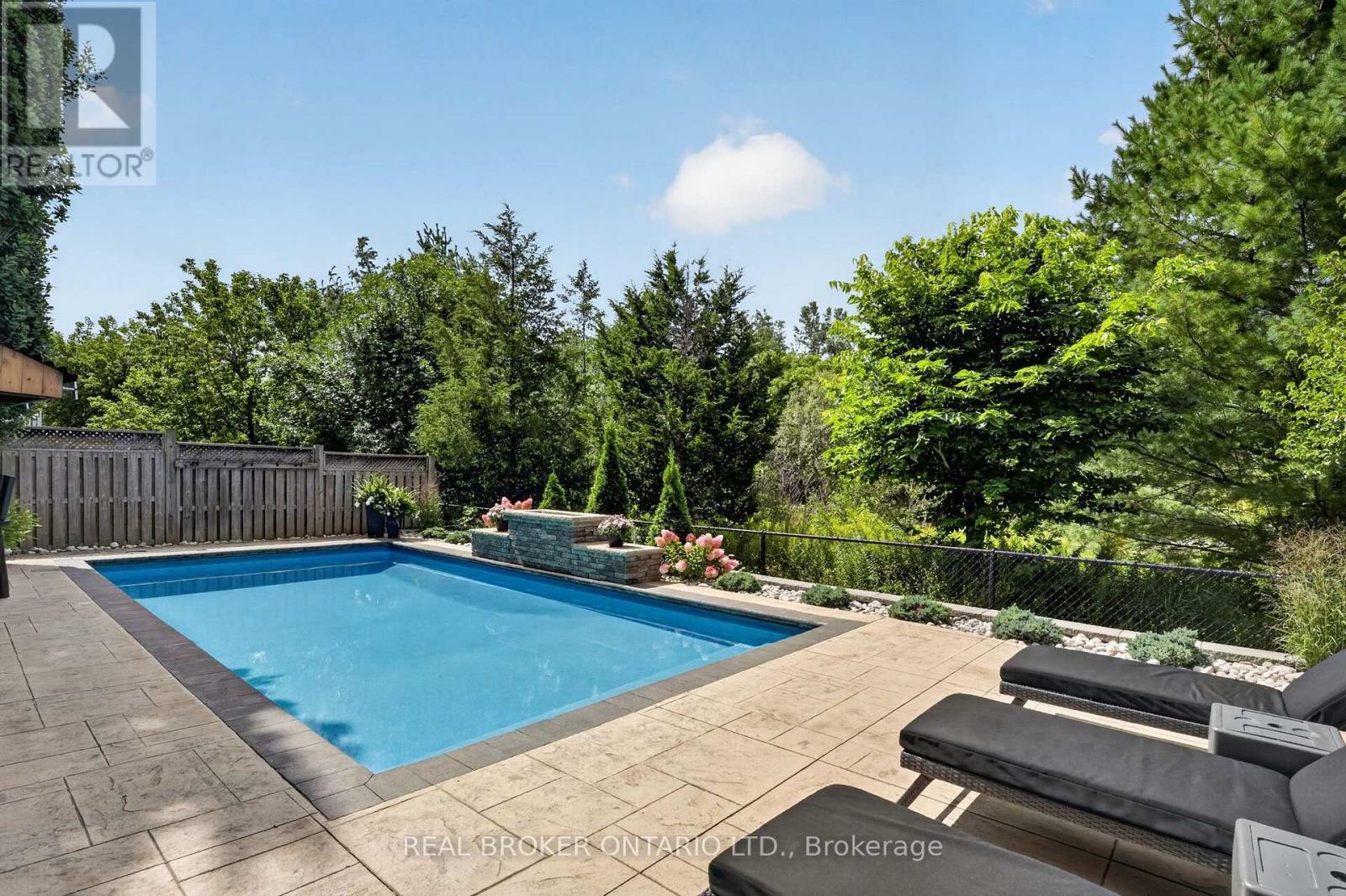 483 Valridge Drive, Hamilton, Ontario  L9G 0B2 - Photo 45 - X13735584