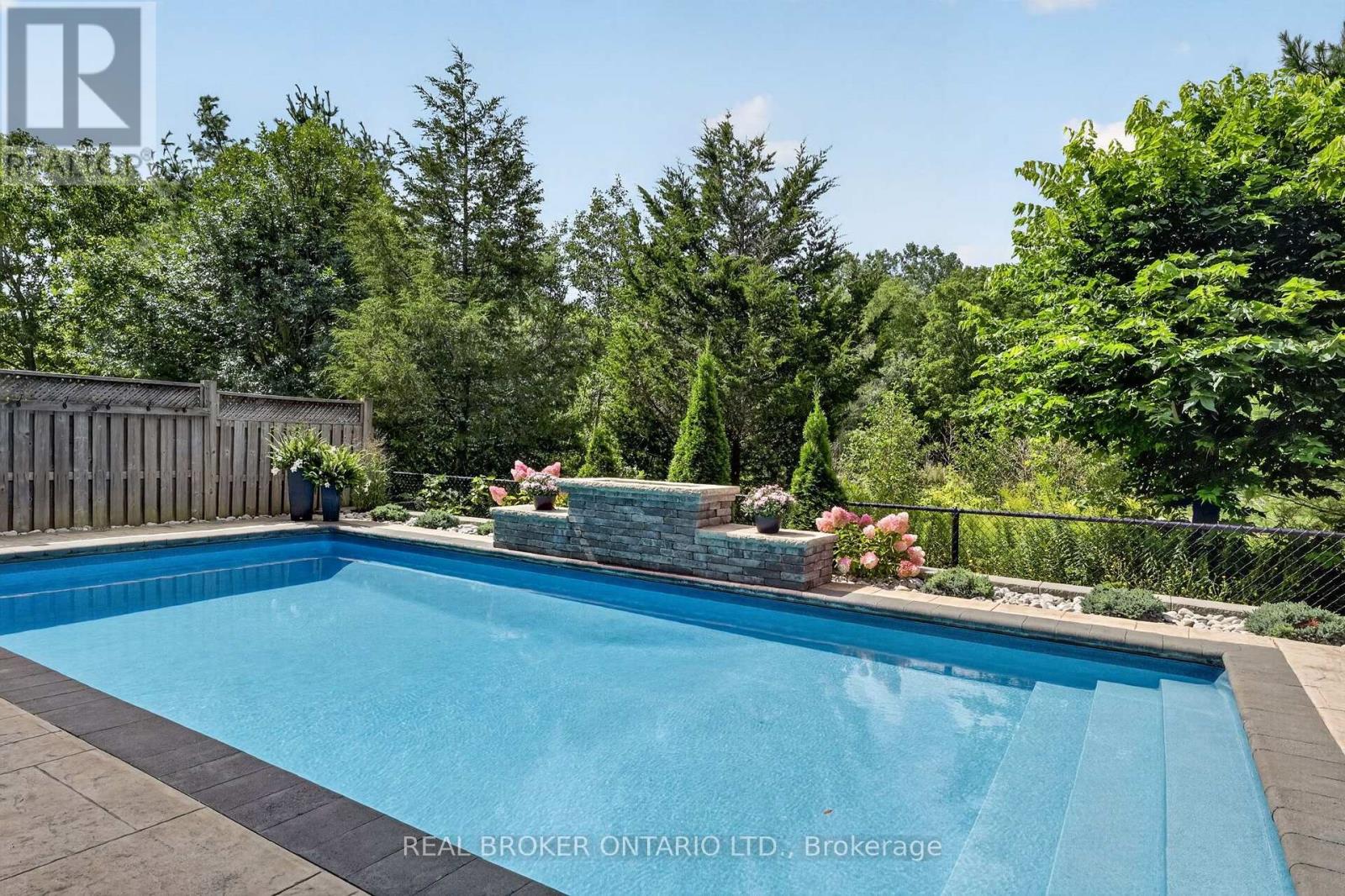 483 Valridge Drive, Hamilton, Ontario  L9G 0B2 - Photo 46 - X13735584