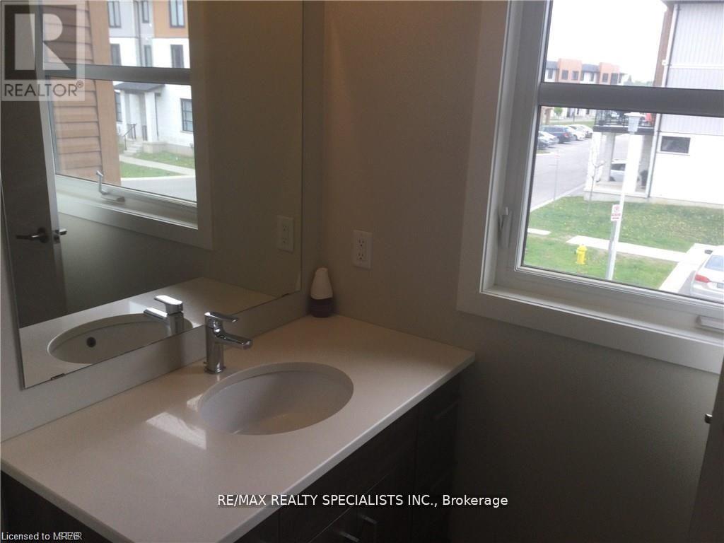 977 - 977 West Village Square, London North, Ontario  N6H 0J7 - Photo 18 - X13735592