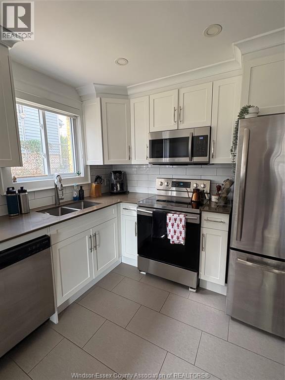 1092 Gladstone Avenue Unit# 1, Windsor, Ontario  N9A 2R8 - Photo 9 - 26021177
