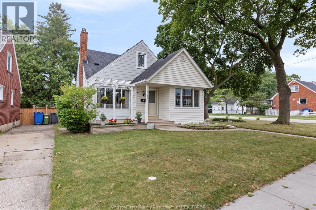 890 Glidden, Windsor, Ontario  N8S 2N5 - Photo 2 - 26021430
