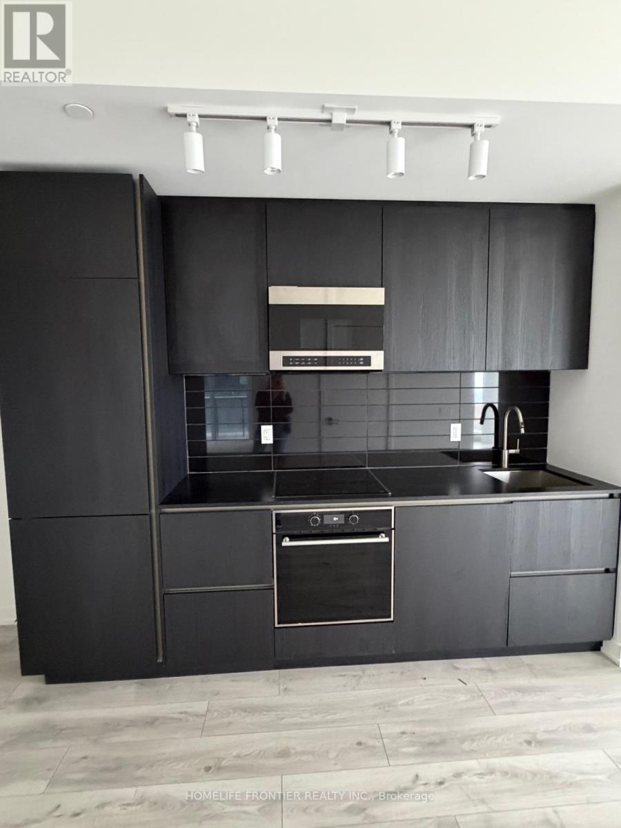 1705 - 120 Broadway Avenue, Toronto, Ontario  M4P 1V6 - Photo 3 - C13730948