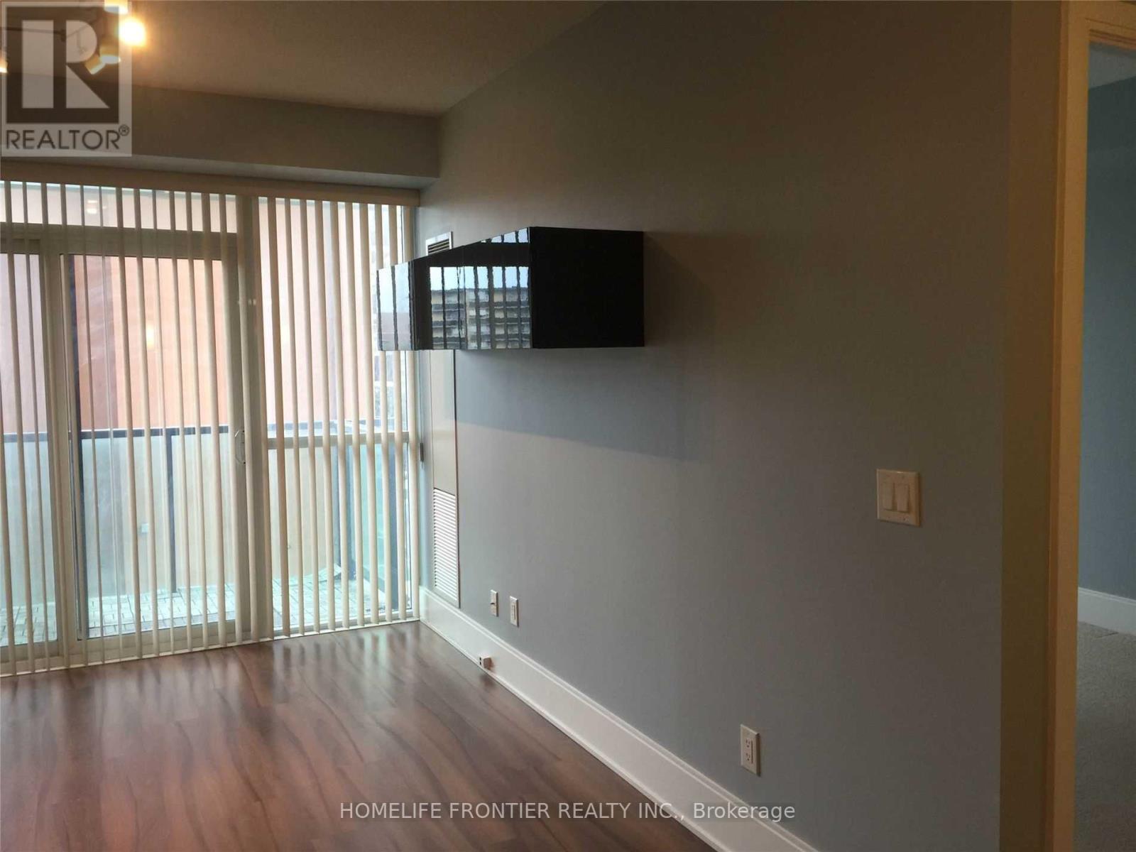 412 - 70 Roehampton Avenue, Toronto, Ontario  M4P 1R2 - Photo 4 - C13734226