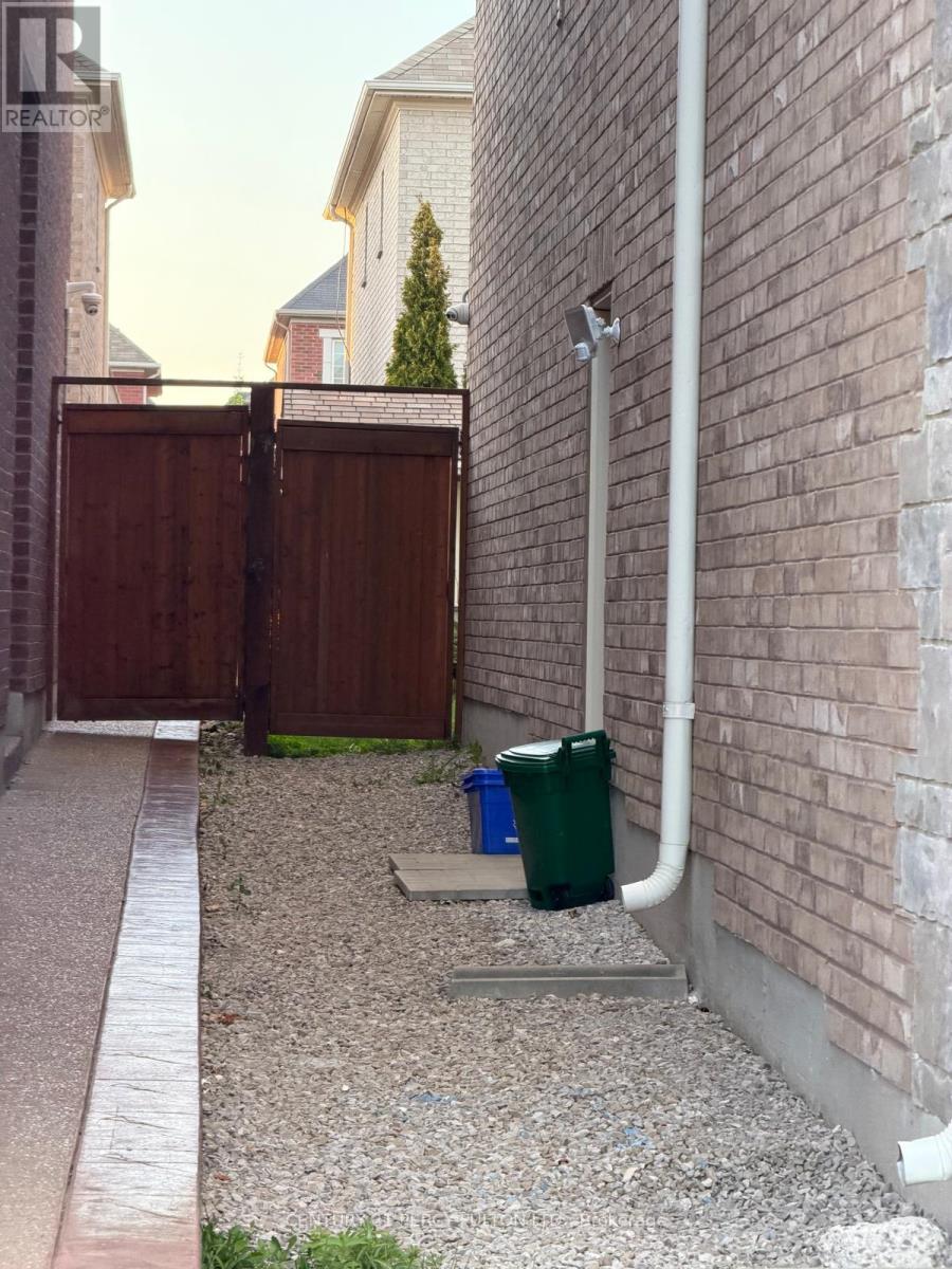 Bsmt - 12 Chesney Crescent, Vaughan, Ontario  L1H 4A7 - Photo 2 - N13735878