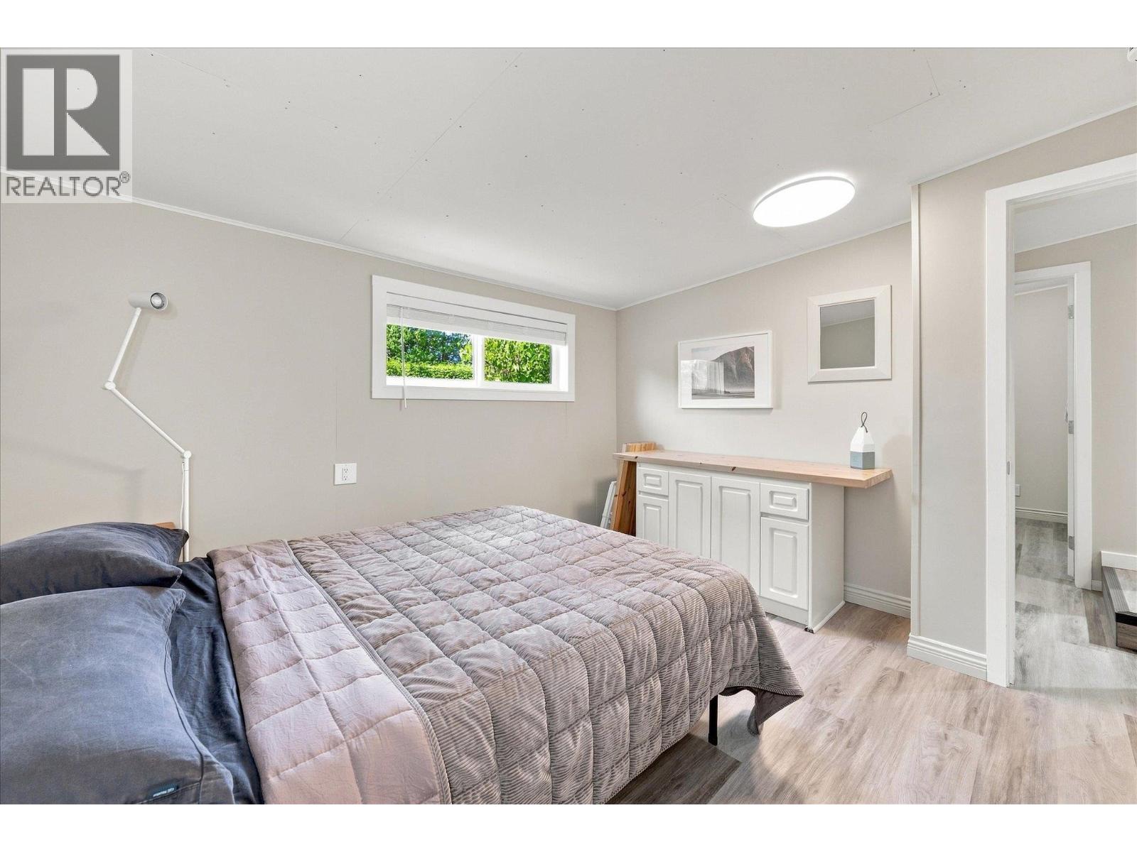 827 Minaty Lane, Britannia Beach, British Columbia  V0N 1J0 - Photo 20 - R3160728