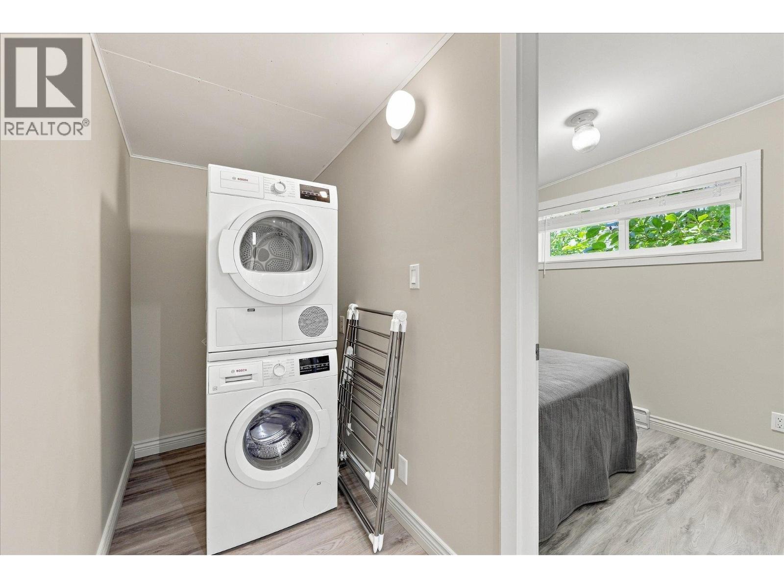 827 Minaty Lane, Britannia Beach, British Columbia  V0N 1J0 - Photo 21 - R3160728