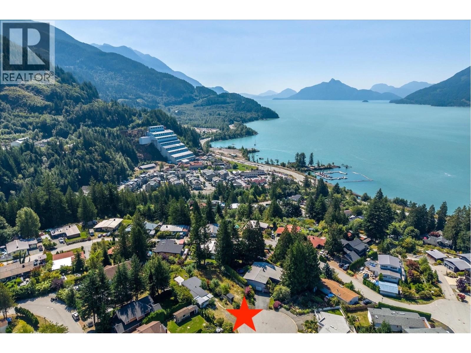 827 Minaty Lane, Britannia Beach, British Columbia  V0N 1J0 - Photo 29 - R3160728