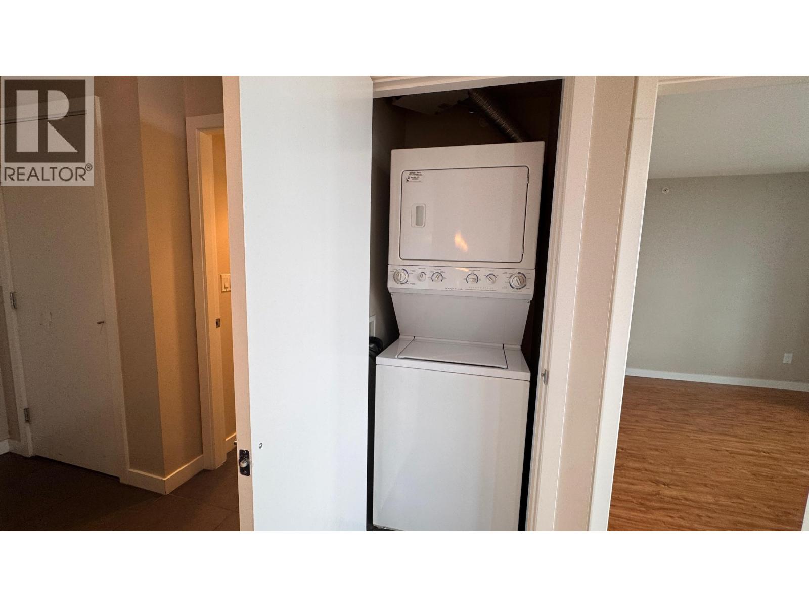 24xx 7088 Salisbury Avenue, Burnaby, British Columbia  V5E 0A4 - Photo 13 - R3160732