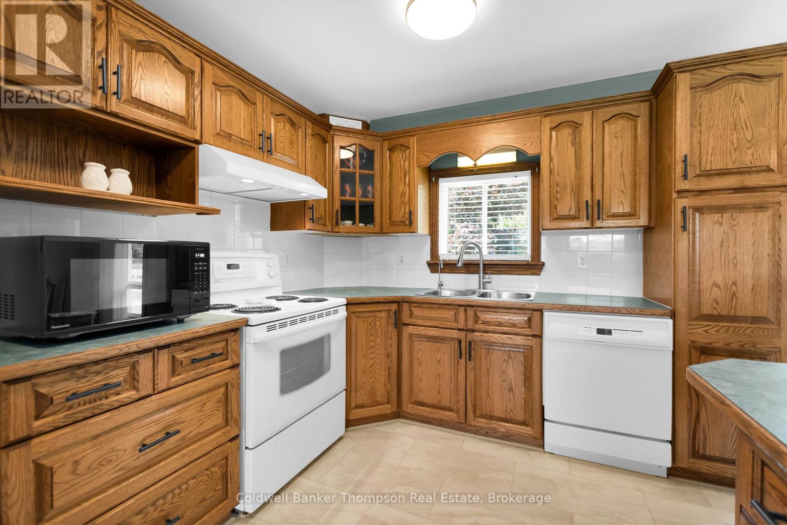 94 Brunel Road, Huntsville, Ontario P1H 1R1 - Photo 13 - X13735890