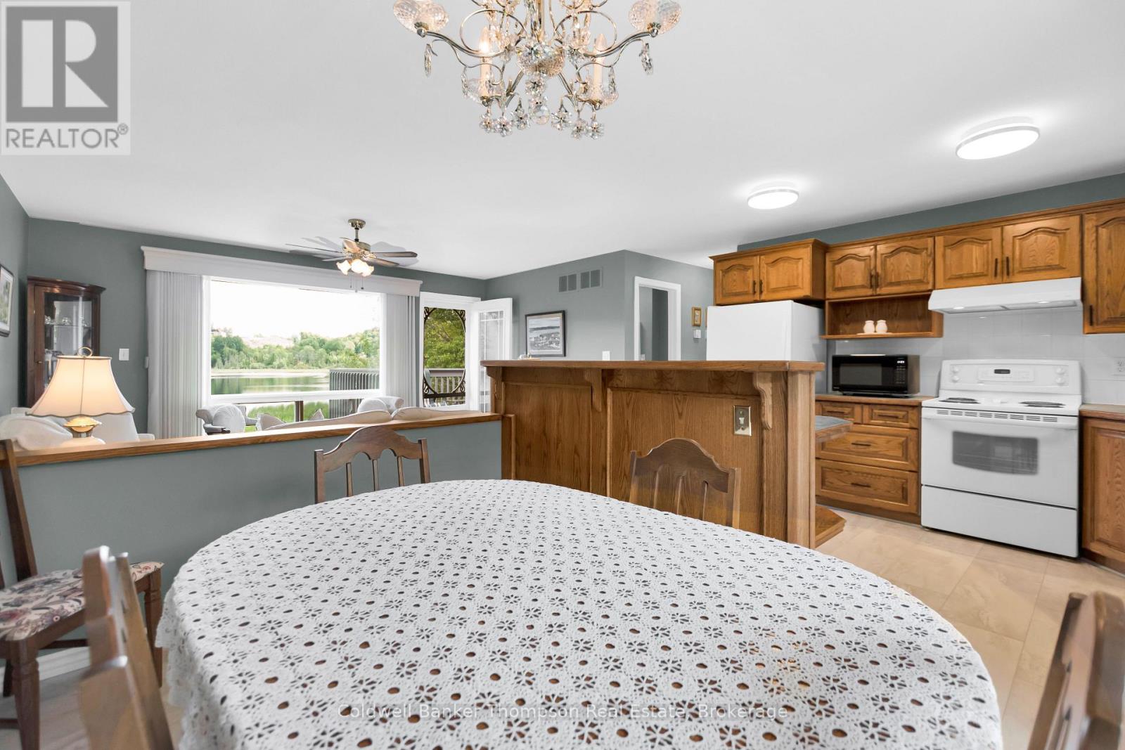 94 Brunel Road, Huntsville, Ontario P1H 1R1 - Photo 7 - X13735890