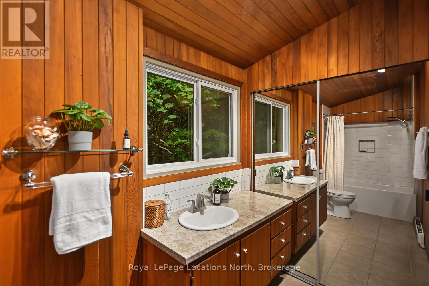 143 St Moritz Crescent, Blue Mountains, Ontario  L9Y 0S6 - Photo 35 - X13735902
