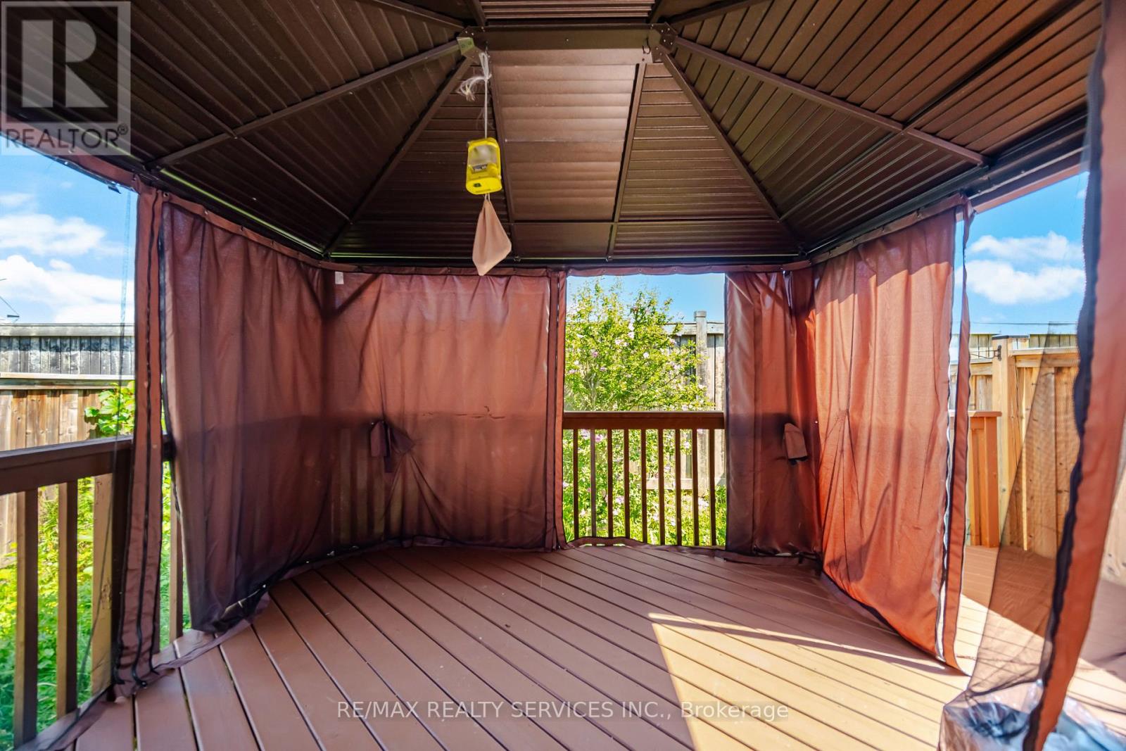 98 Teal Crest Circle, Brampton, Ontario  L6X 2Z4 - Photo 43 - W13735856