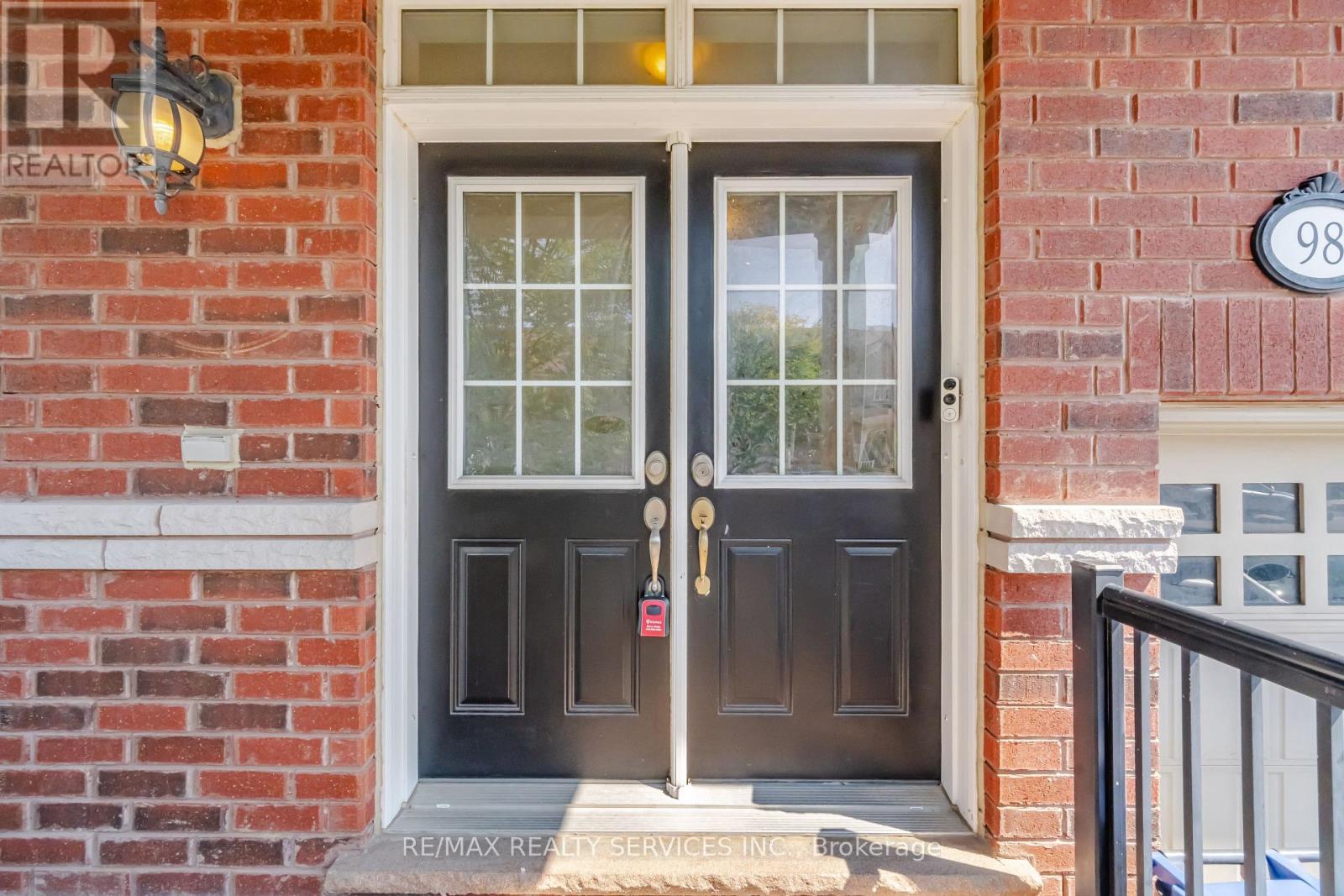 98 Teal Crest Circle, Brampton, Ontario  L6X 2Z4 - Photo 50 - W13735856