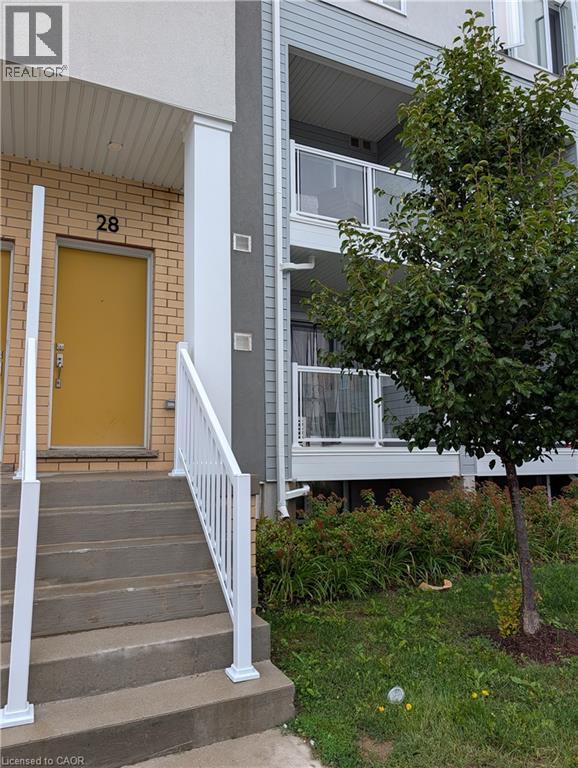 28 Progress Crescent, Kitchener, Ontario  N2R 0R7 - Photo 2 - 40857730