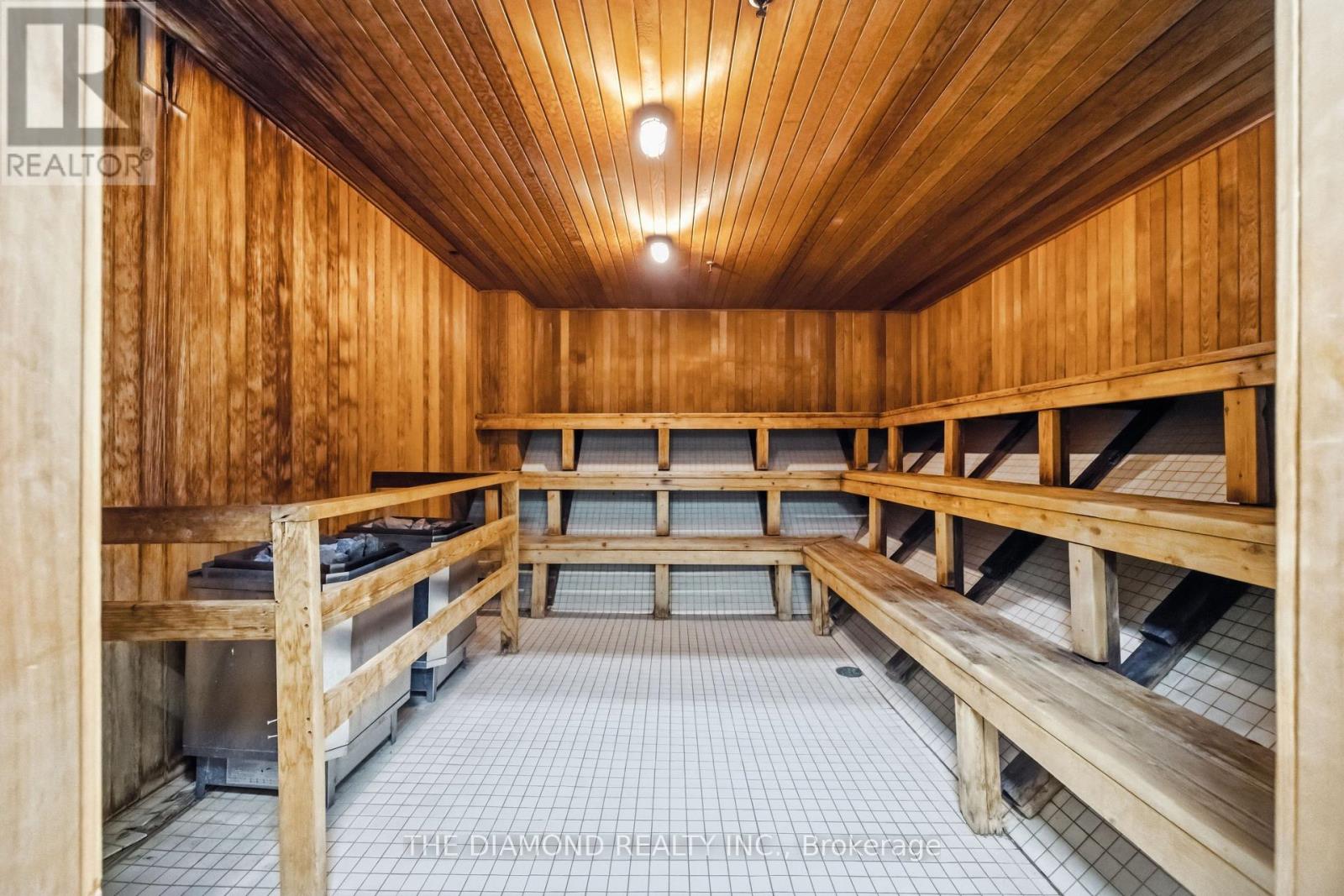 816 - 2550 Lawrence Avenue E, Toronto, Ontario  M1P 4Z3 - Photo 39 - E13732352