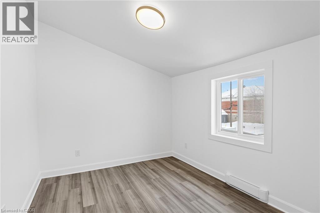 94 King Street W, Brockville, Ontario  K6V 3P9 - Photo 11 - 40859436