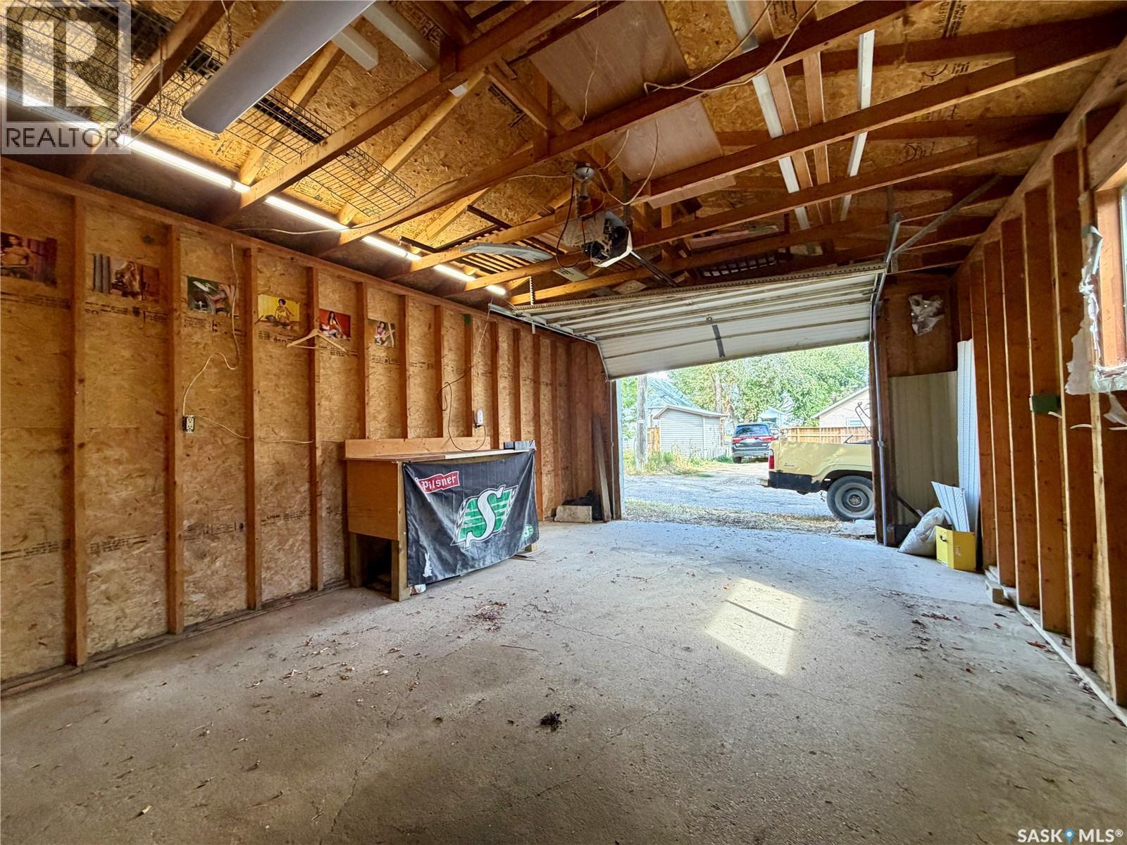 553 2nd Avenue Nw, Swift Current, Saskatchewan  S9H 0R1 - Photo 15 - SK047276