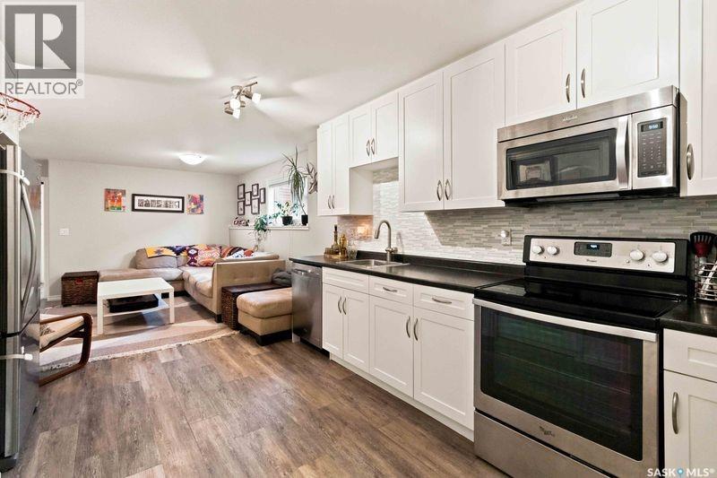 755 Sutter Crescent, Saskatoon, Saskatchewan  S7T 0R5 - Photo 24 - SK047263